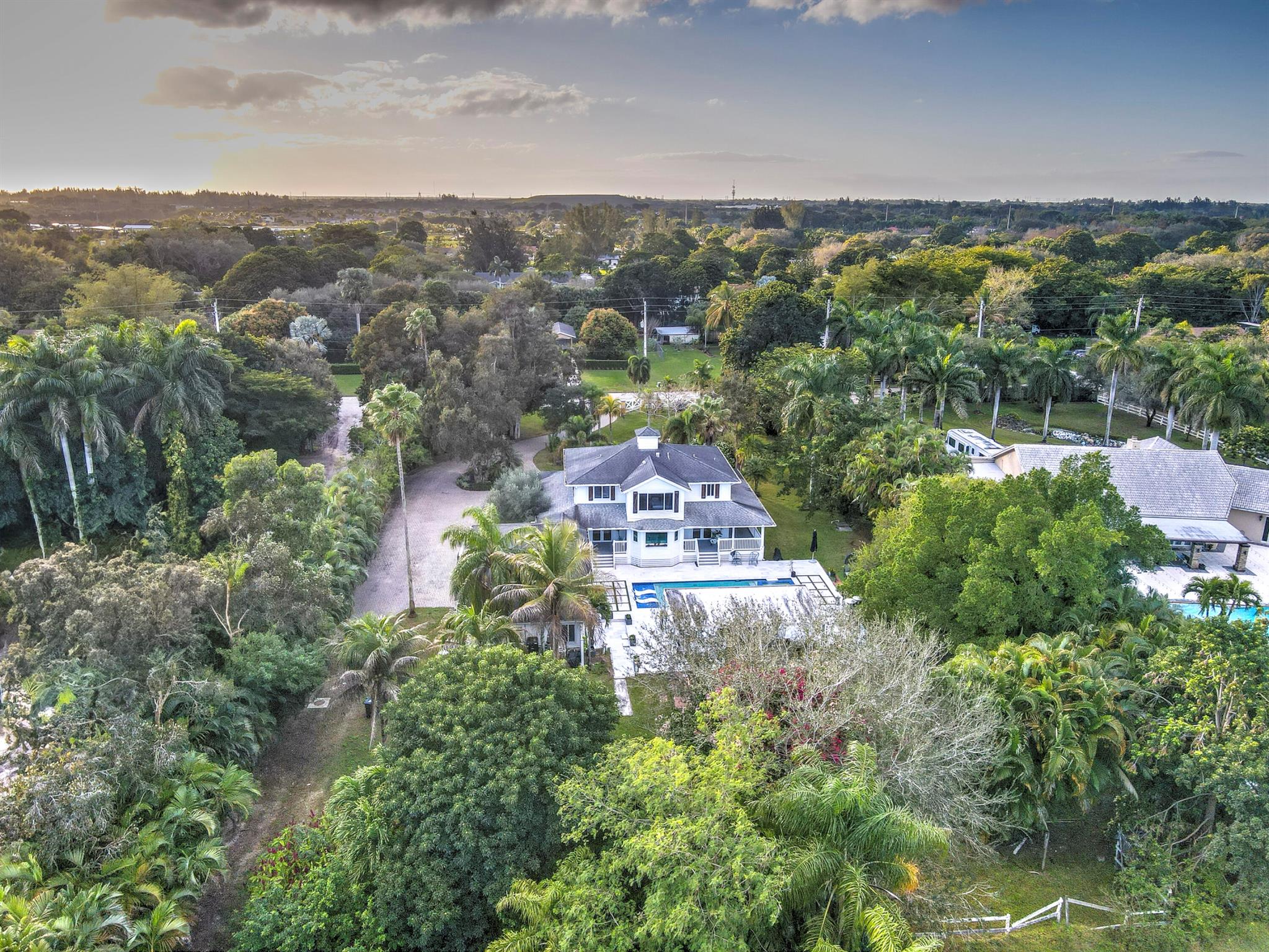 EVERGLADES LAND CO - Residential