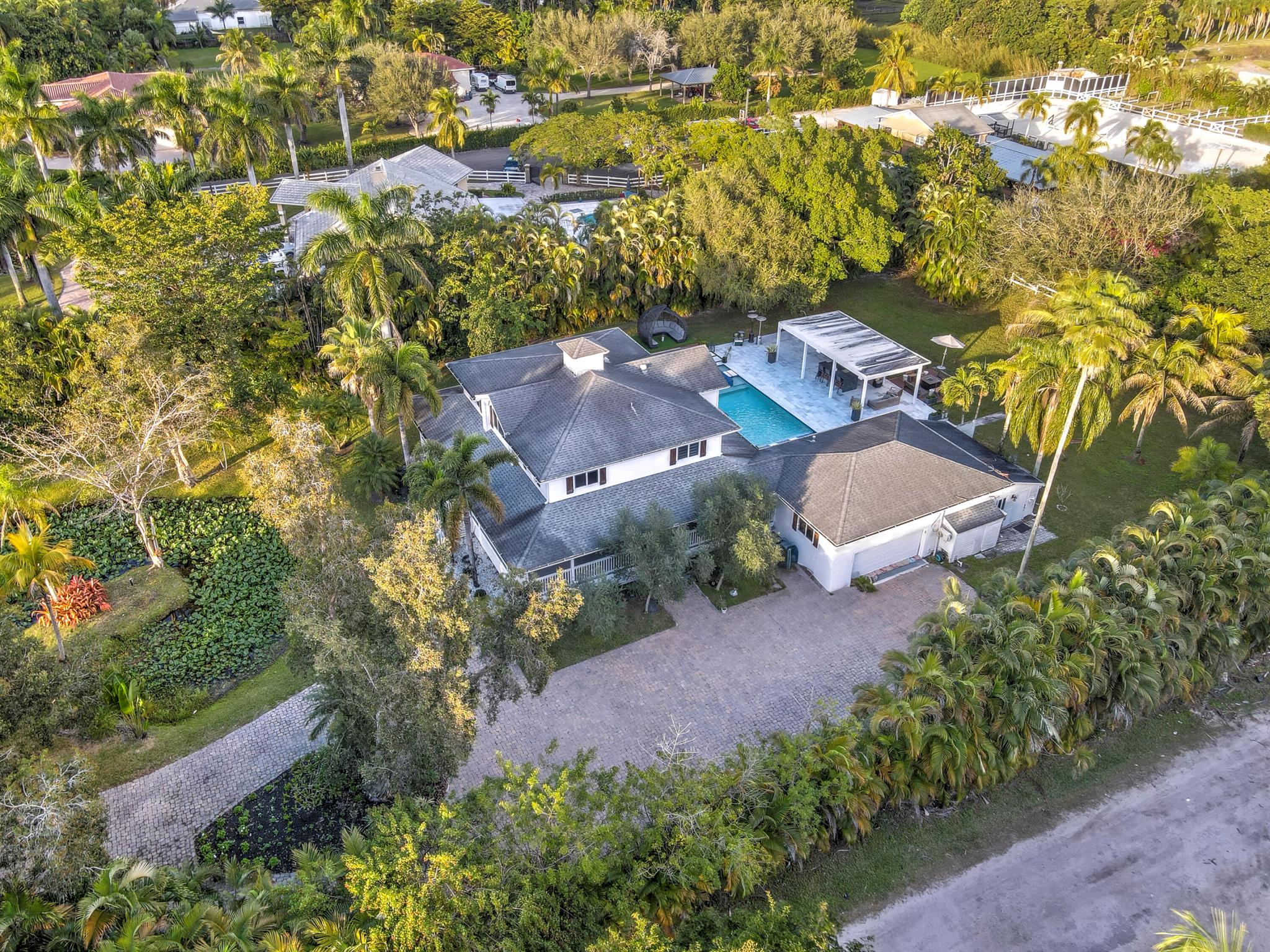 EVERGLADES LAND CO - Residential