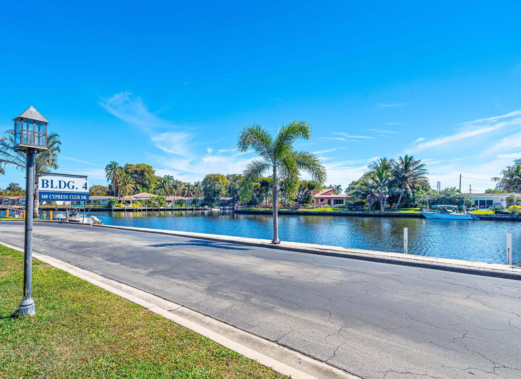 140 Cypress Club Drive 422