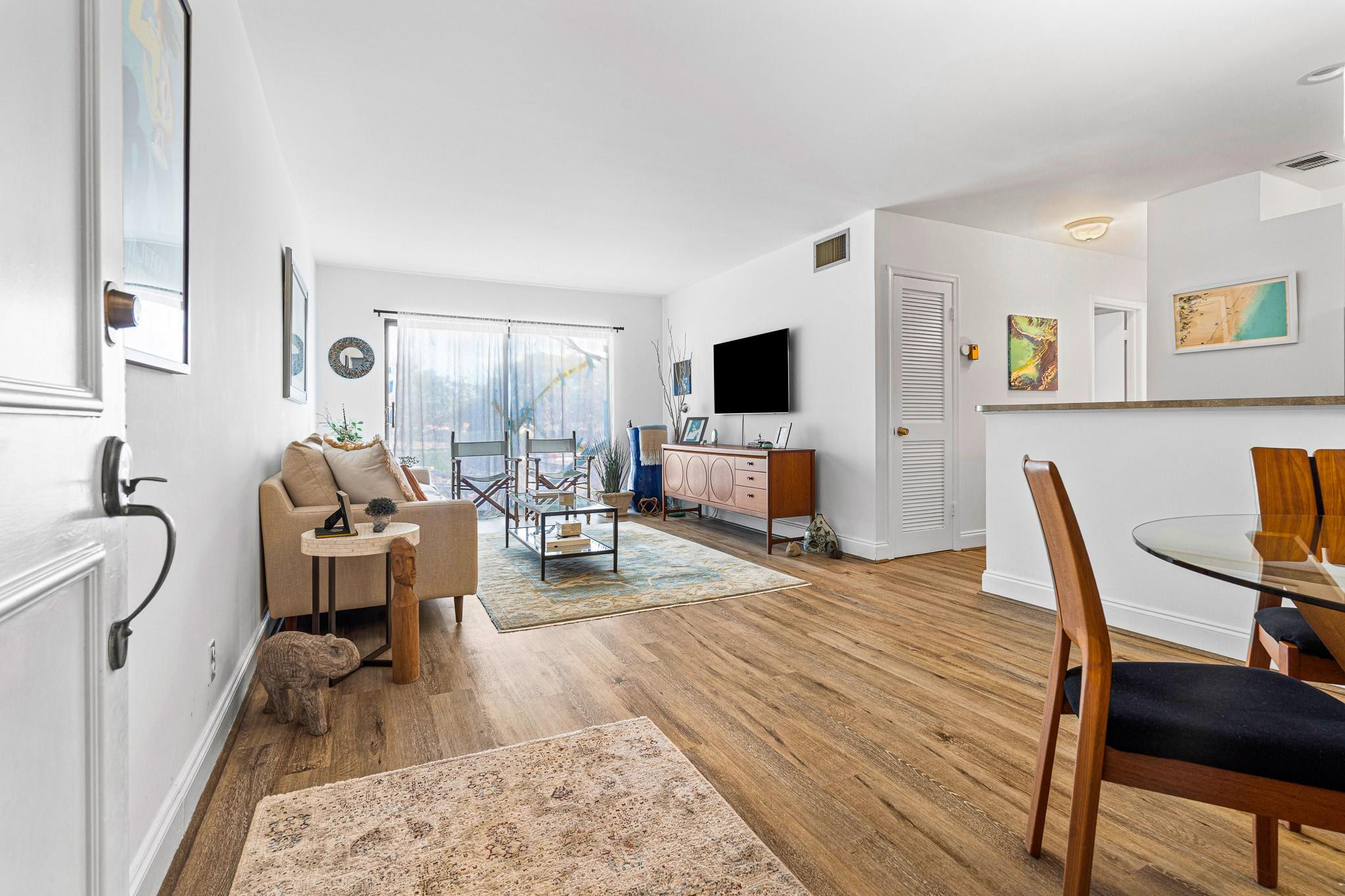 140 Cypress Club Drive 422