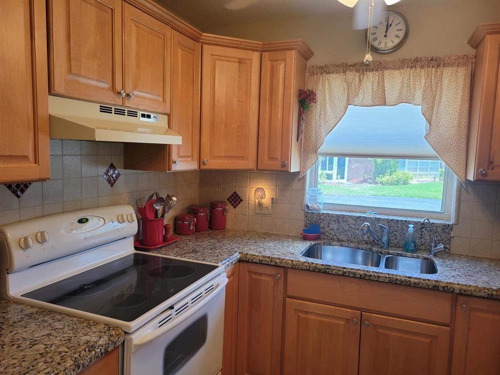 Photo of 1225 NW 21st Street #3707, Stuart, FL 34994 (MLS # R10713270)