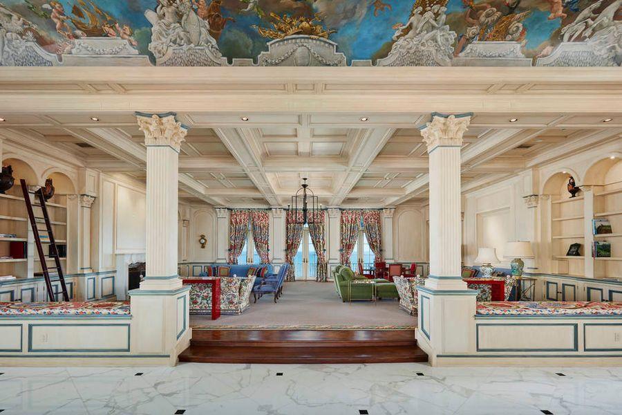 PALM BEACH ESTATES - Residential