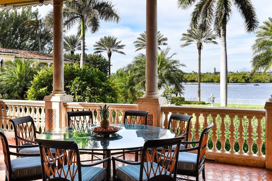 PALM BEACH ESTATES - Residential