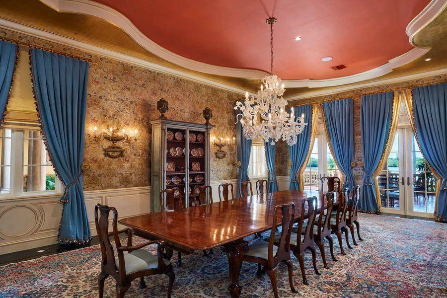 PALM BEACH ESTATES - Residential