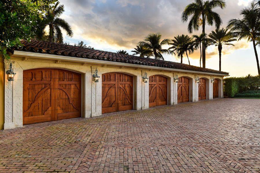 PALM BEACH ESTATES - Residential