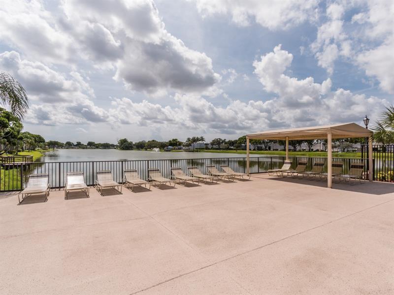 VIEWPOINTE CONDO - Residential