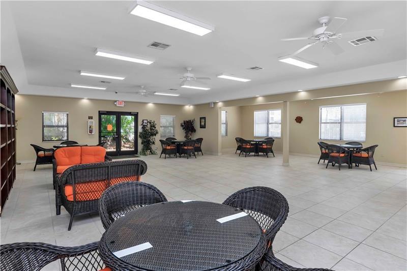 VIEWPOINTE CONDO - Residential