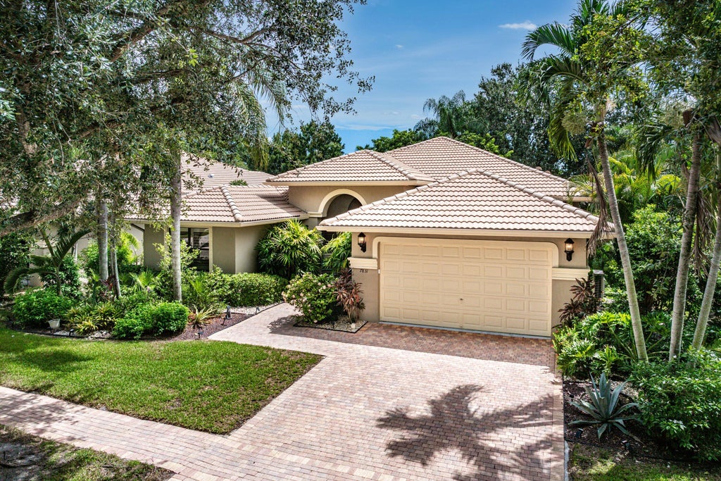 Photo of 7831 Via Grande, Boynton Beach, FL 33437 (MLS # B26076065)