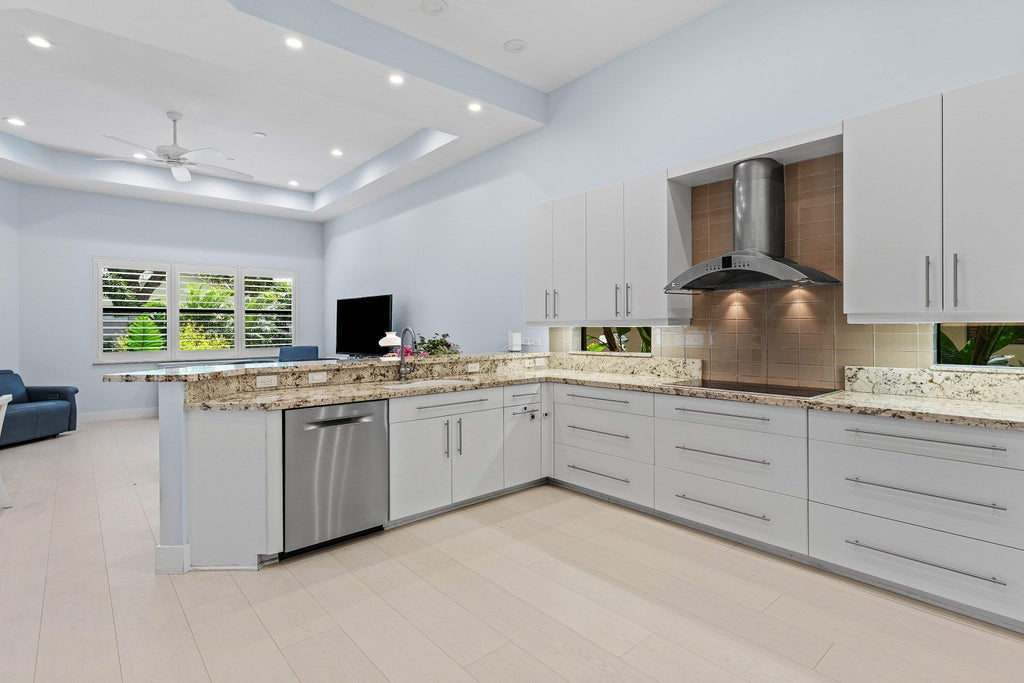 Photo of 7831 Via Grande, Boynton Beach, FL 33437 (MLS # B26076065)