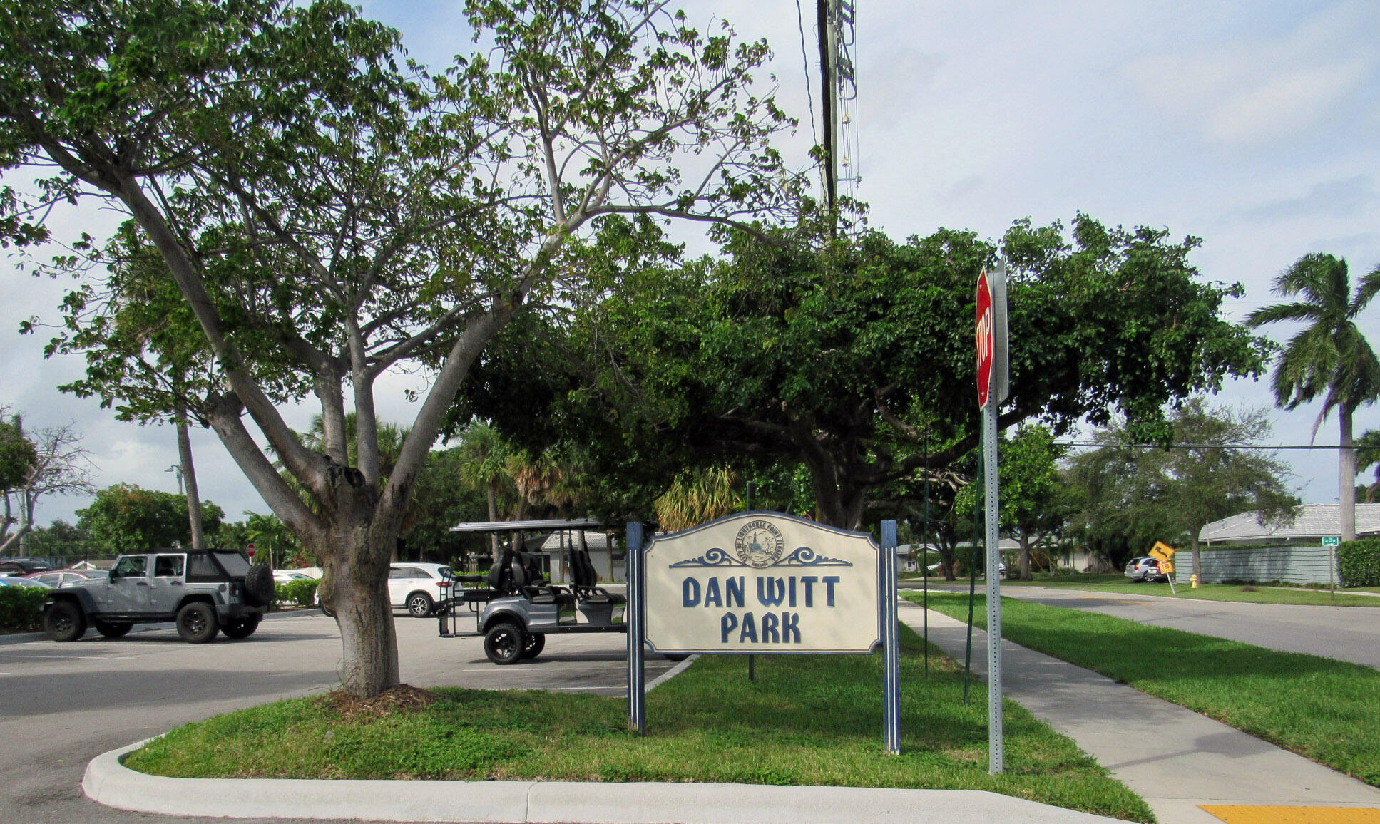LIGHTHOUSE POINT ESTATES - Residential Lease