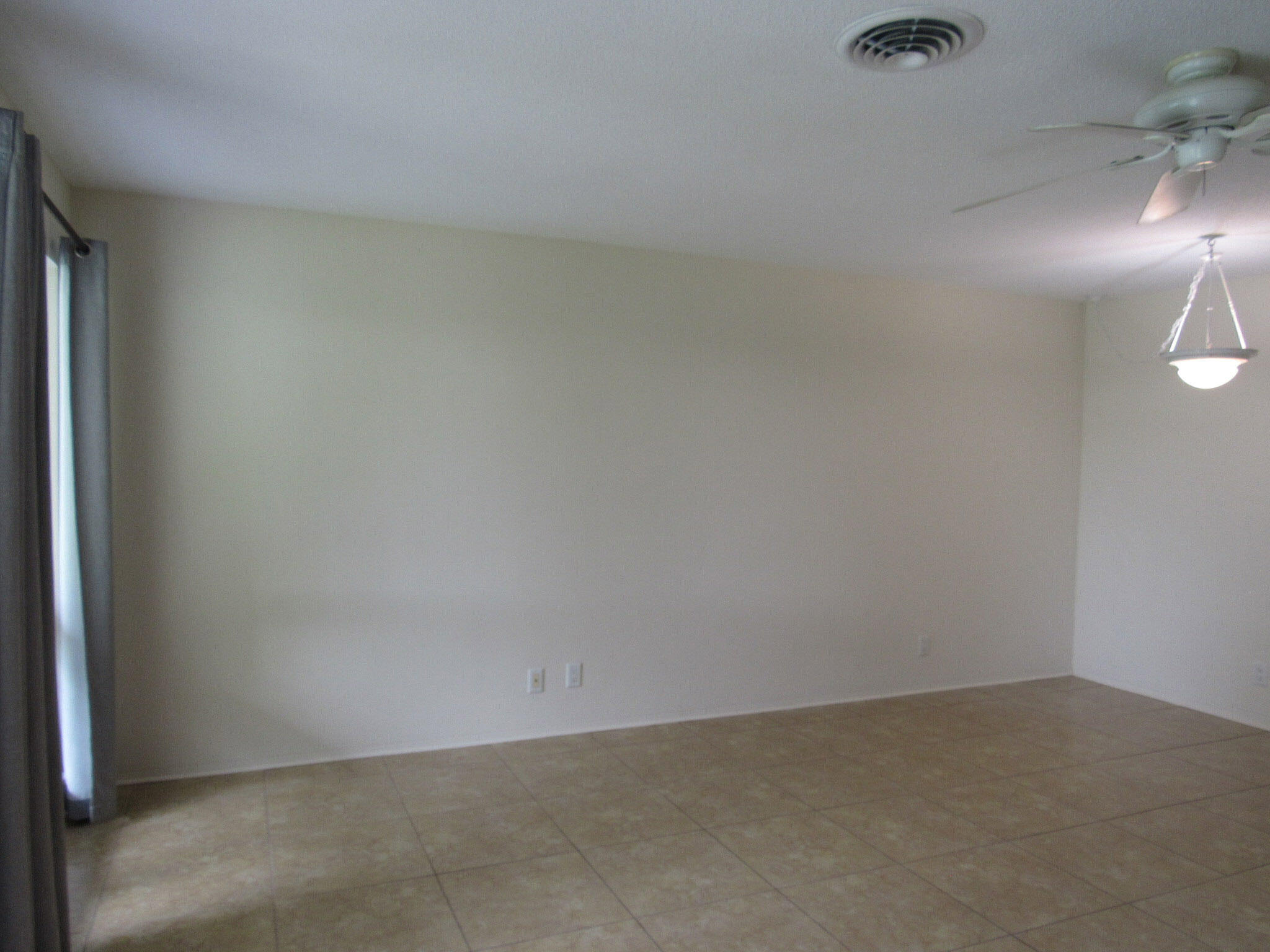 LIGHTHOUSE POINT ESTATES - Residential Lease