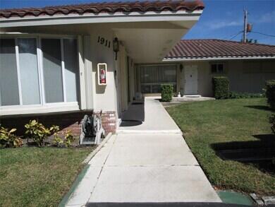 LIGHTHOUSE POINT ESTATES - Residential Lease