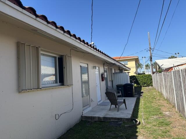 LIGHTHOUSE POINT ESTATES - Residential Lease