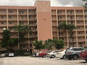 Huntington Lakes - Residential