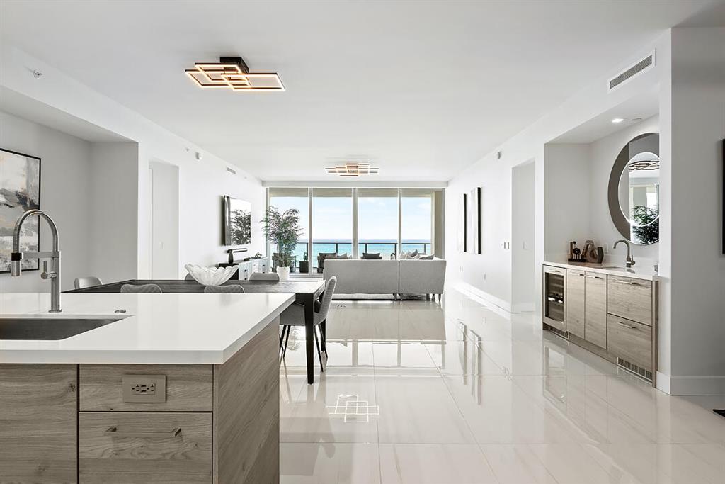 5000 NORTH OCEAN - Residential