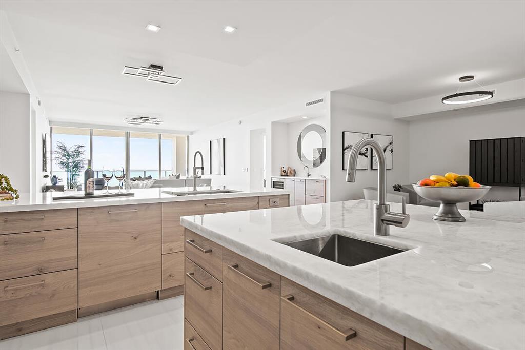 5000 NORTH OCEAN - Residential