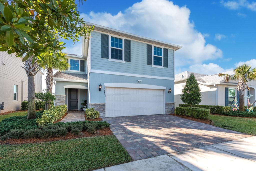 Photo of 10586 SW Captiva Drive, Port Saint Lucie, FL 34987 (MLS # R11048463)