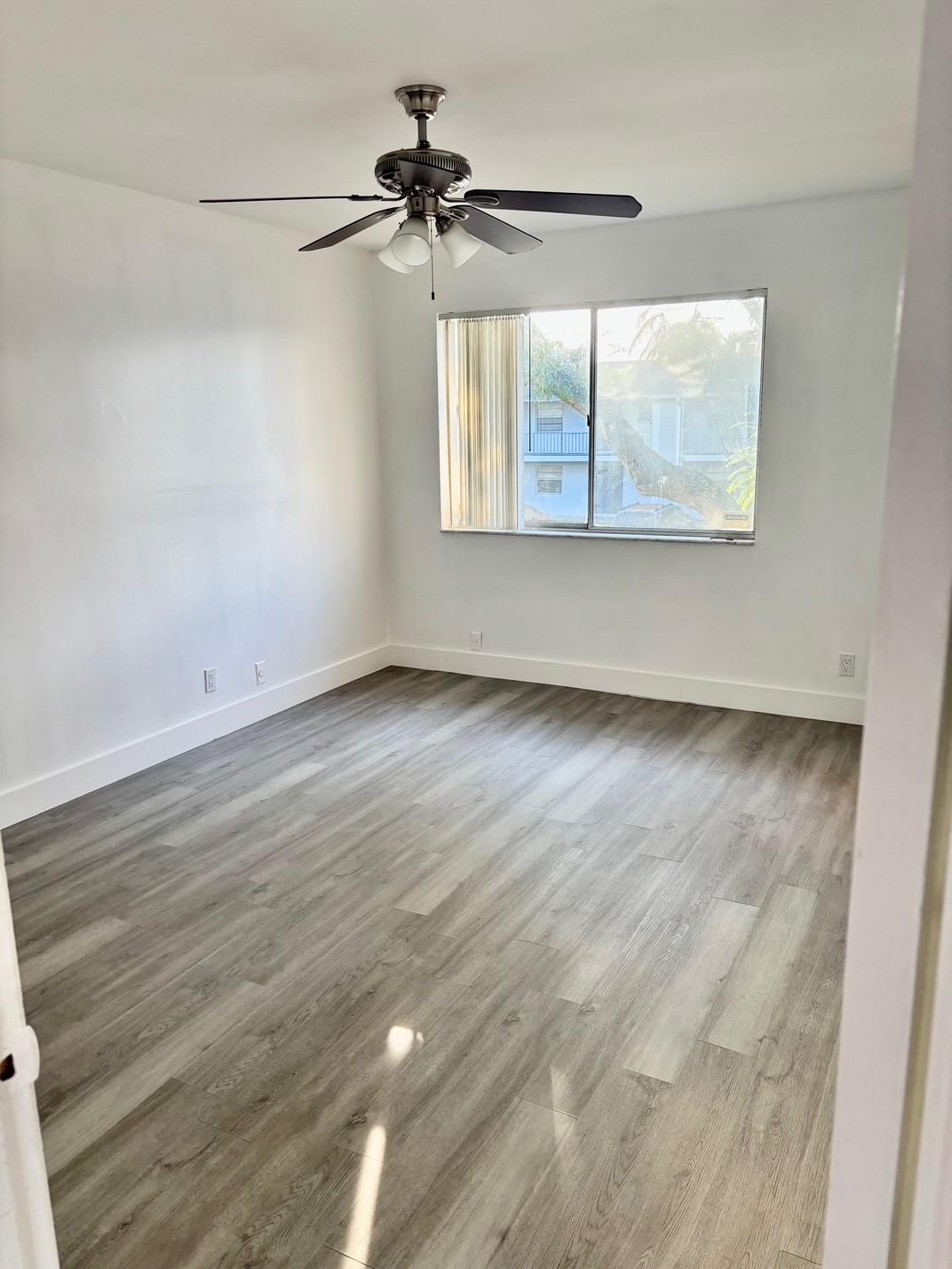 HABITAT II CONDO - Residential