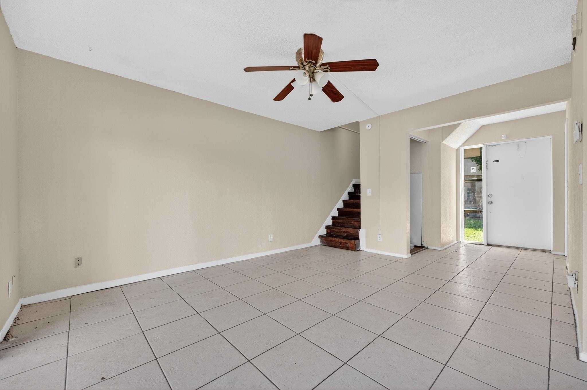 HABITAT II CONDO - Residential