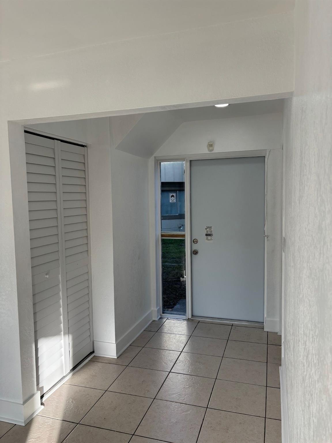 HABITAT II CONDO - Residential