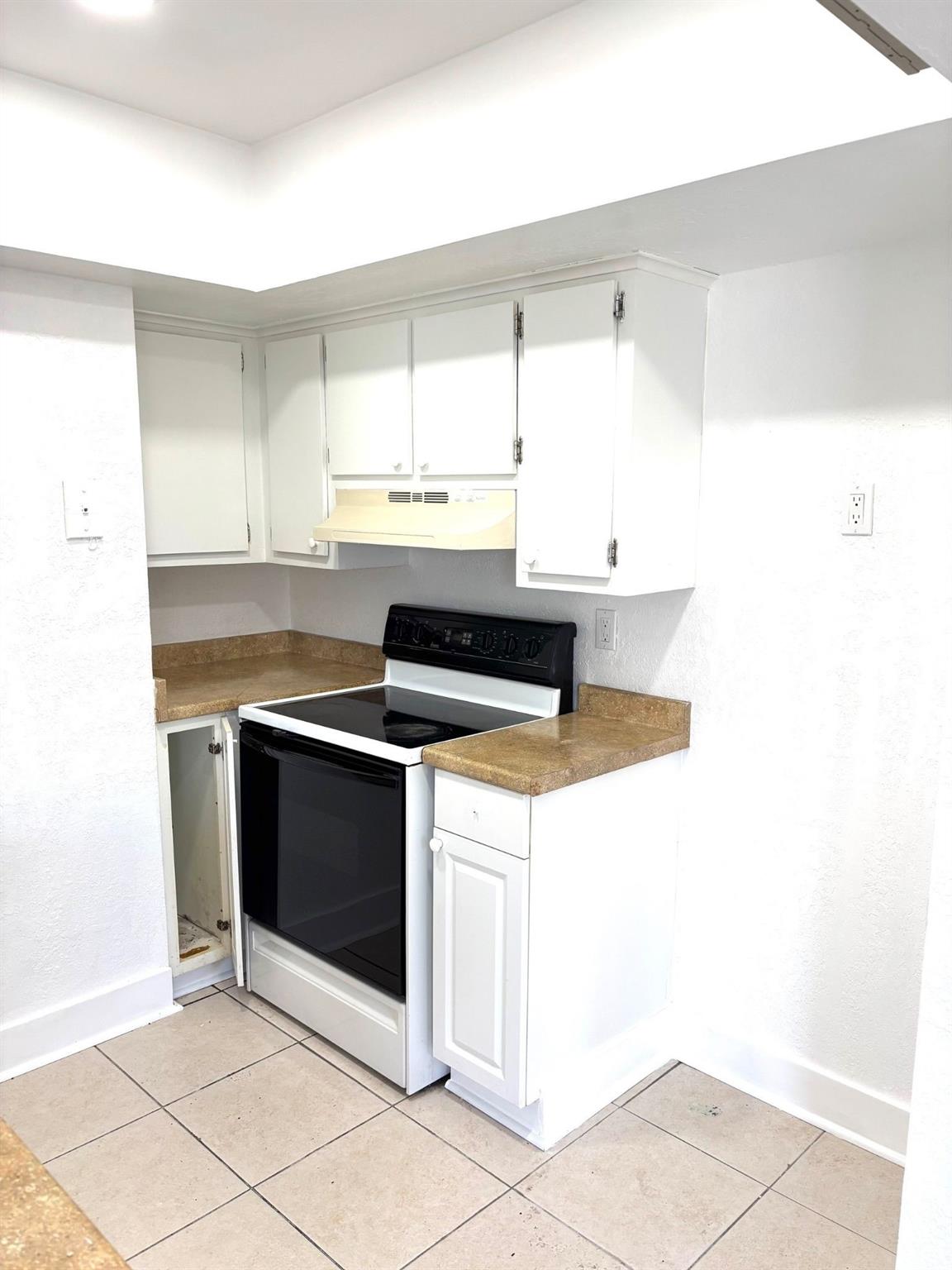 HABITAT II CONDO - Residential