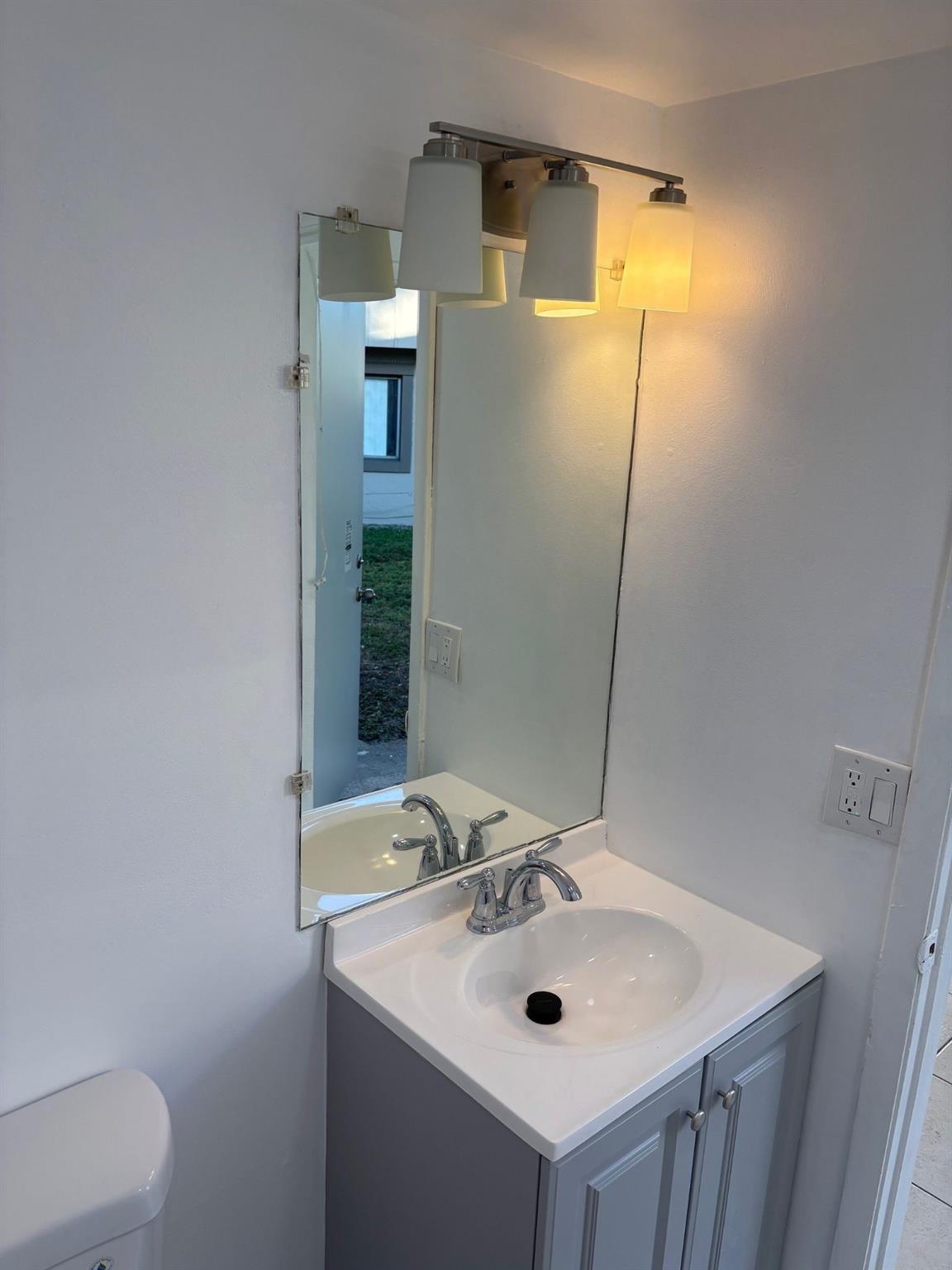 HABITAT II CONDO - Residential