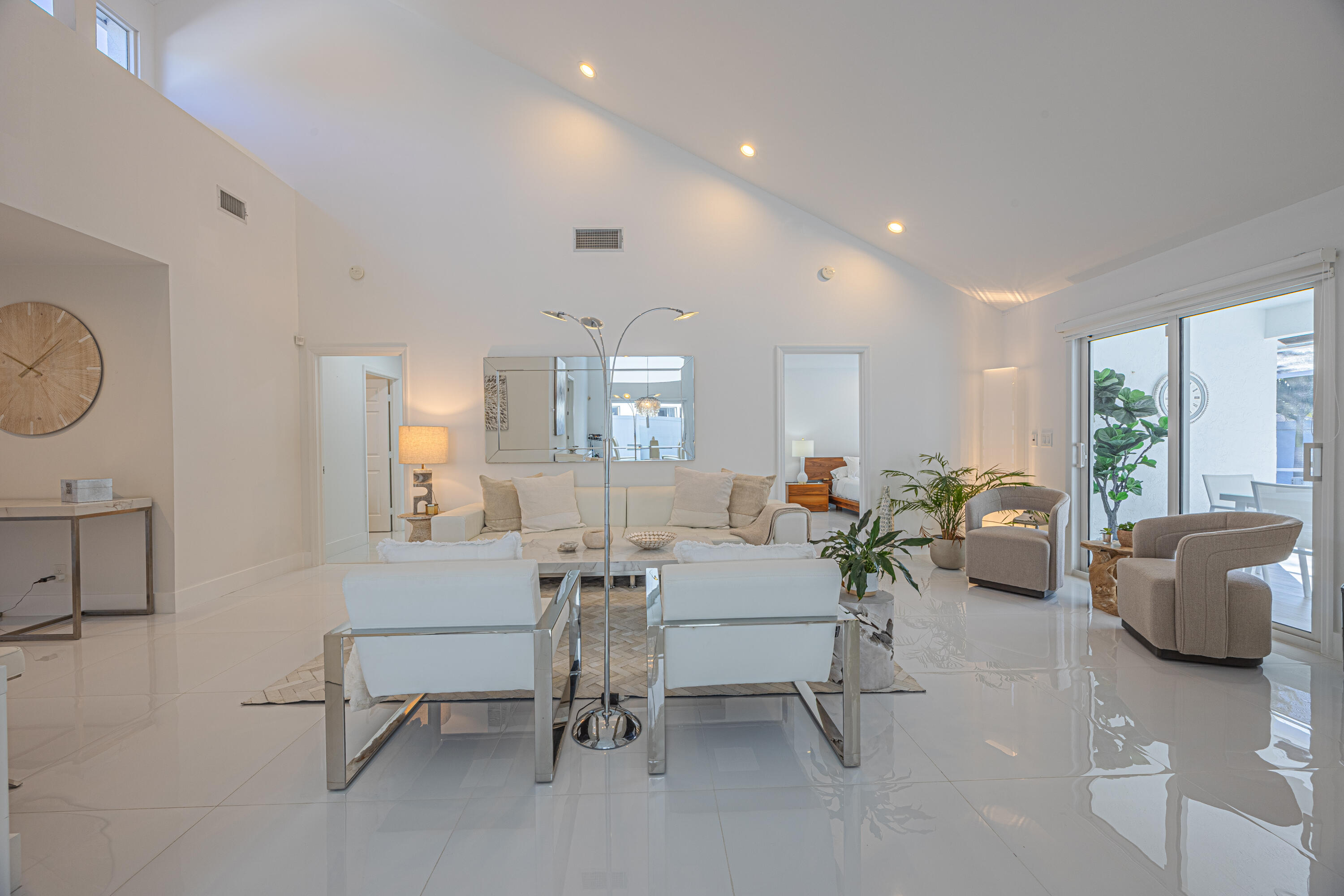 L'ERMITAGE OF BOCA - Residential Lease