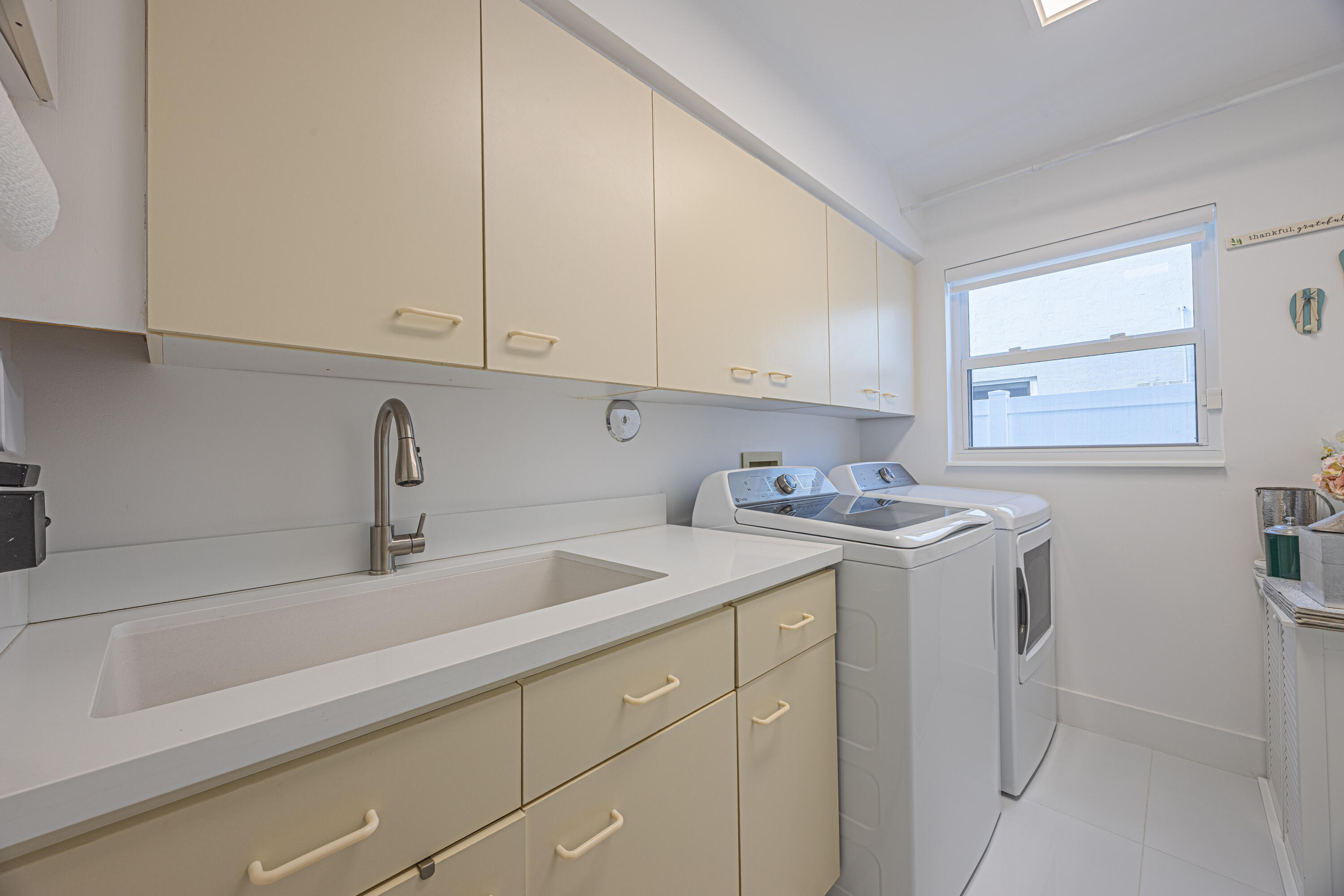 L'ERMITAGE OF BOCA - Residential Lease