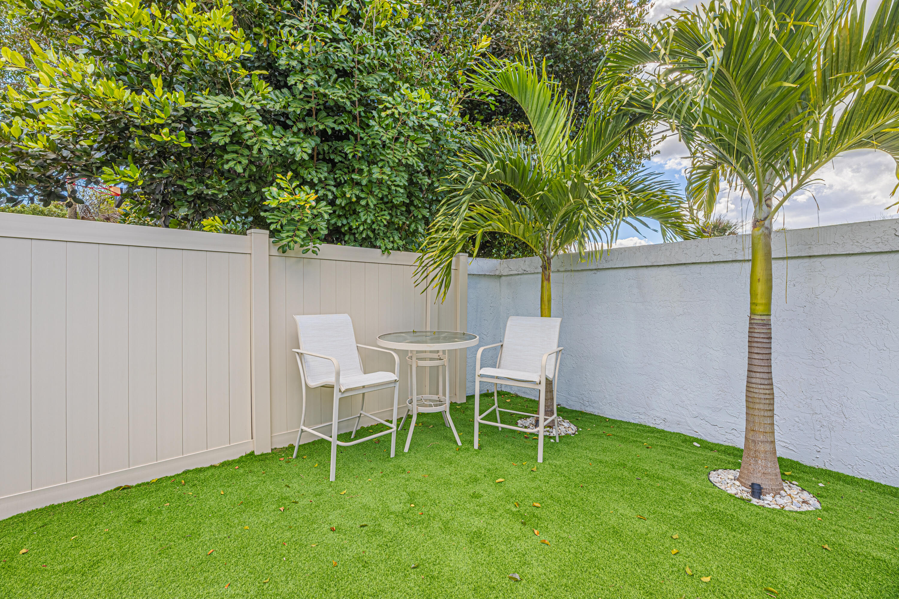 L'ERMITAGE OF BOCA - Residential Lease