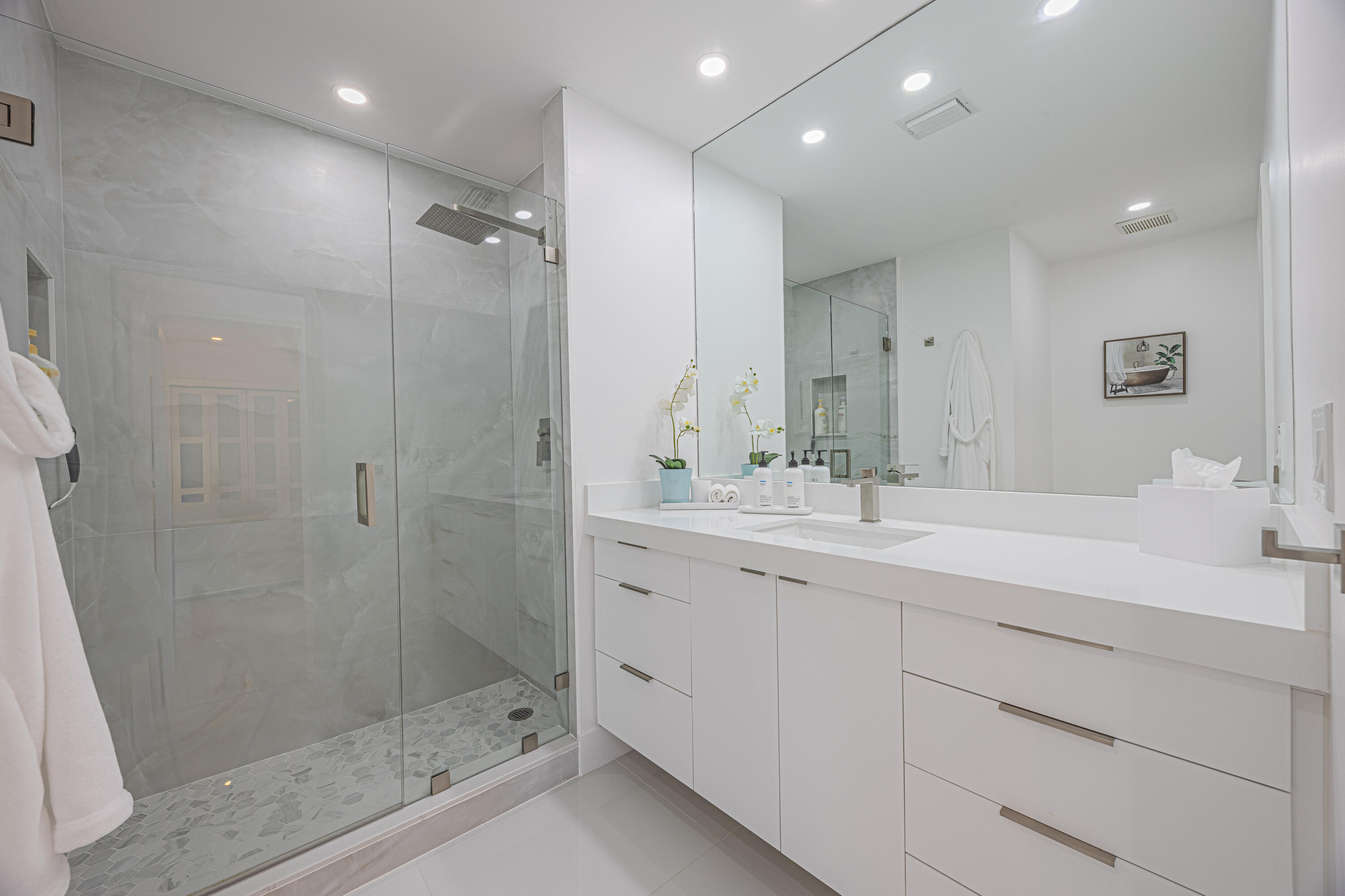 L'ERMITAGE OF BOCA - Residential Lease