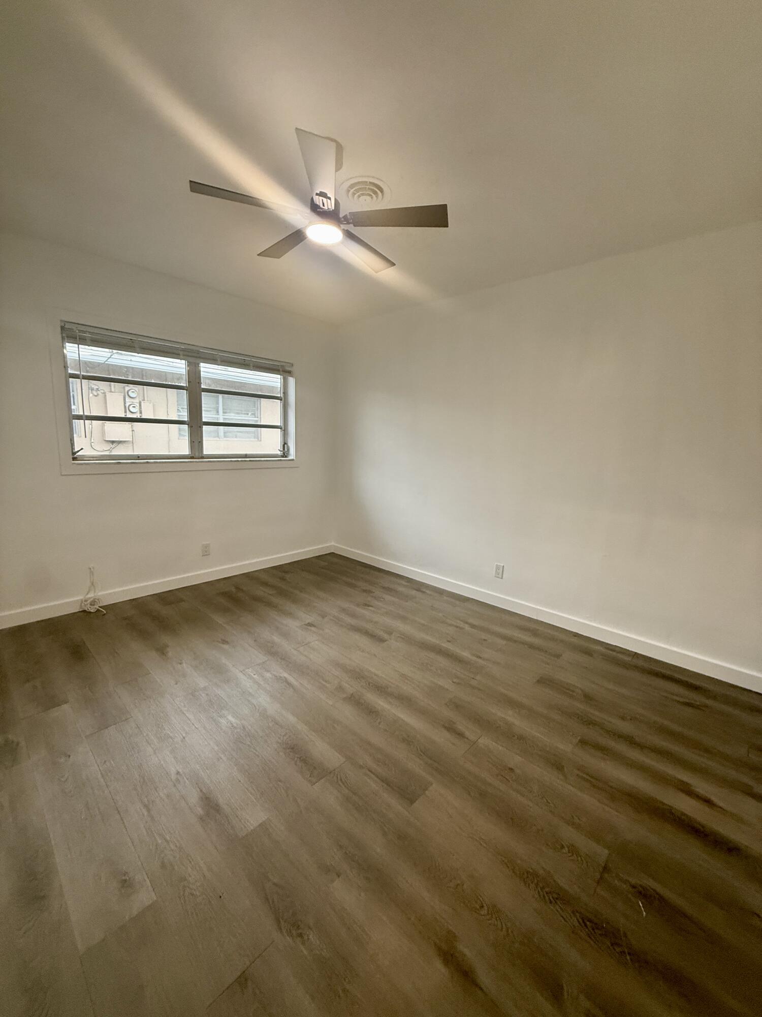 OCEAN DRIVE ESTATES - Residential Lease