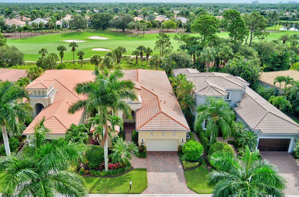 Photo of 124 Viera Drive, Palm Beach Gardens, FL 33418 (MLS # R10912710)