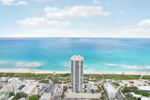 7330 Ocean Terrace Unit LPH-C, Miami Beach, FL MLS: F10499928