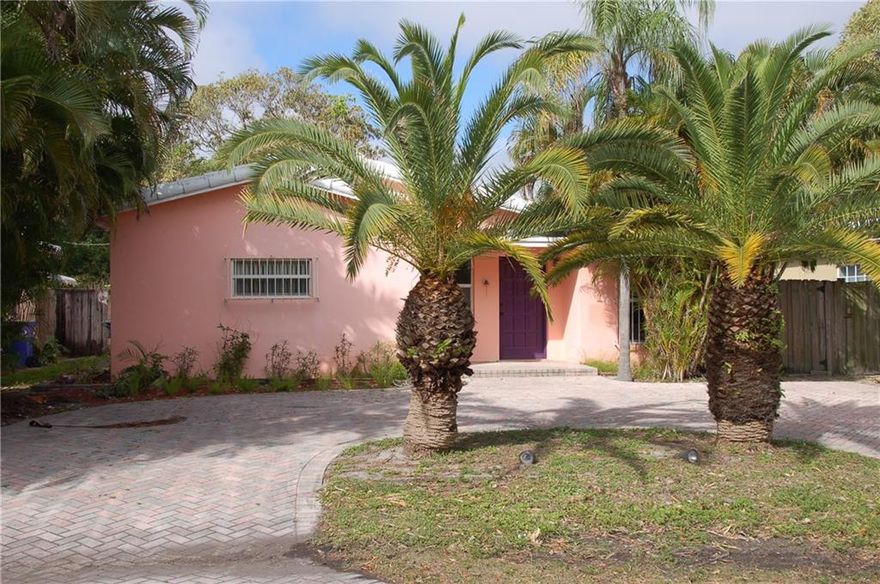 Poinsettia Heights  C A S H   O N L Y   1900+ feet under a/c. Impact glass windows through out. Nice backyard needs a green thumb. 4 bedroom, 2 bath home, 4th bedroom/office/MOTHER-INLAW SUITE. All at the price of a much smaller 2 bedroom. Just be ready for some updating. Large home on 125 foot deep lot. Flexible floor plan will allow guest/In-law quarters. Original Florida Room/Cuban Tile. Bring a check and open mind, You will see the potential. Great Location, nice fenced private backyard.