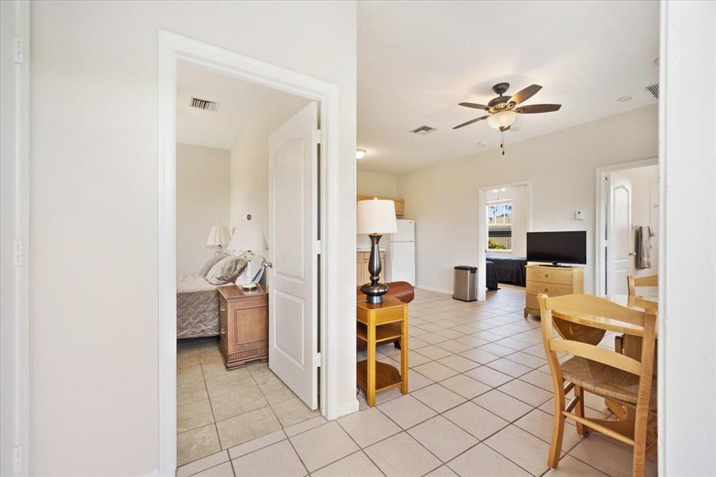 SADDLE TRAIL PARK OF WELL - Residential