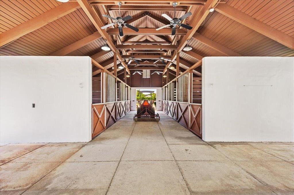 SADDLE TRAIL PARK OF WELL - Residential