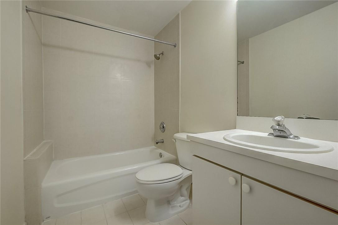 The Courts at Doral Isles - Residential