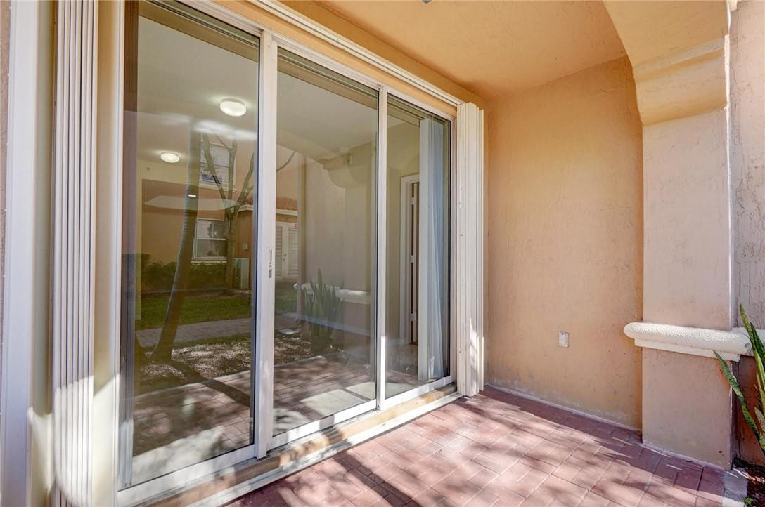 The Courts at Doral Isles - Residential