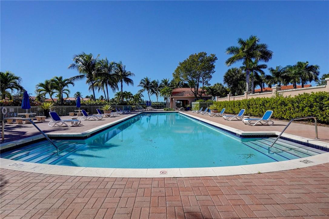 The Courts at Doral Isles - Residential