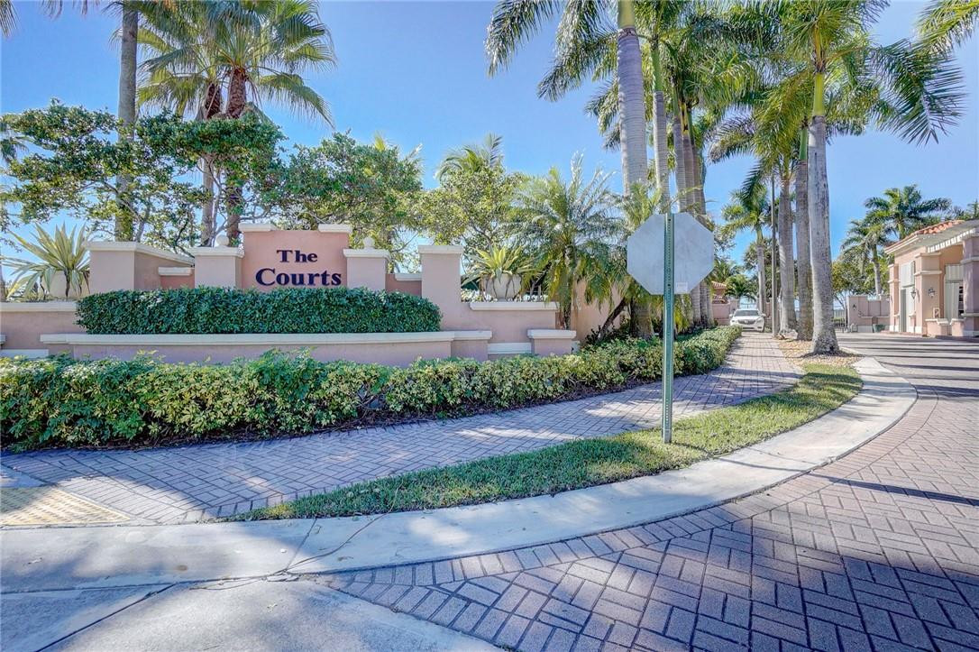 The Courts at Doral Isles - Residential