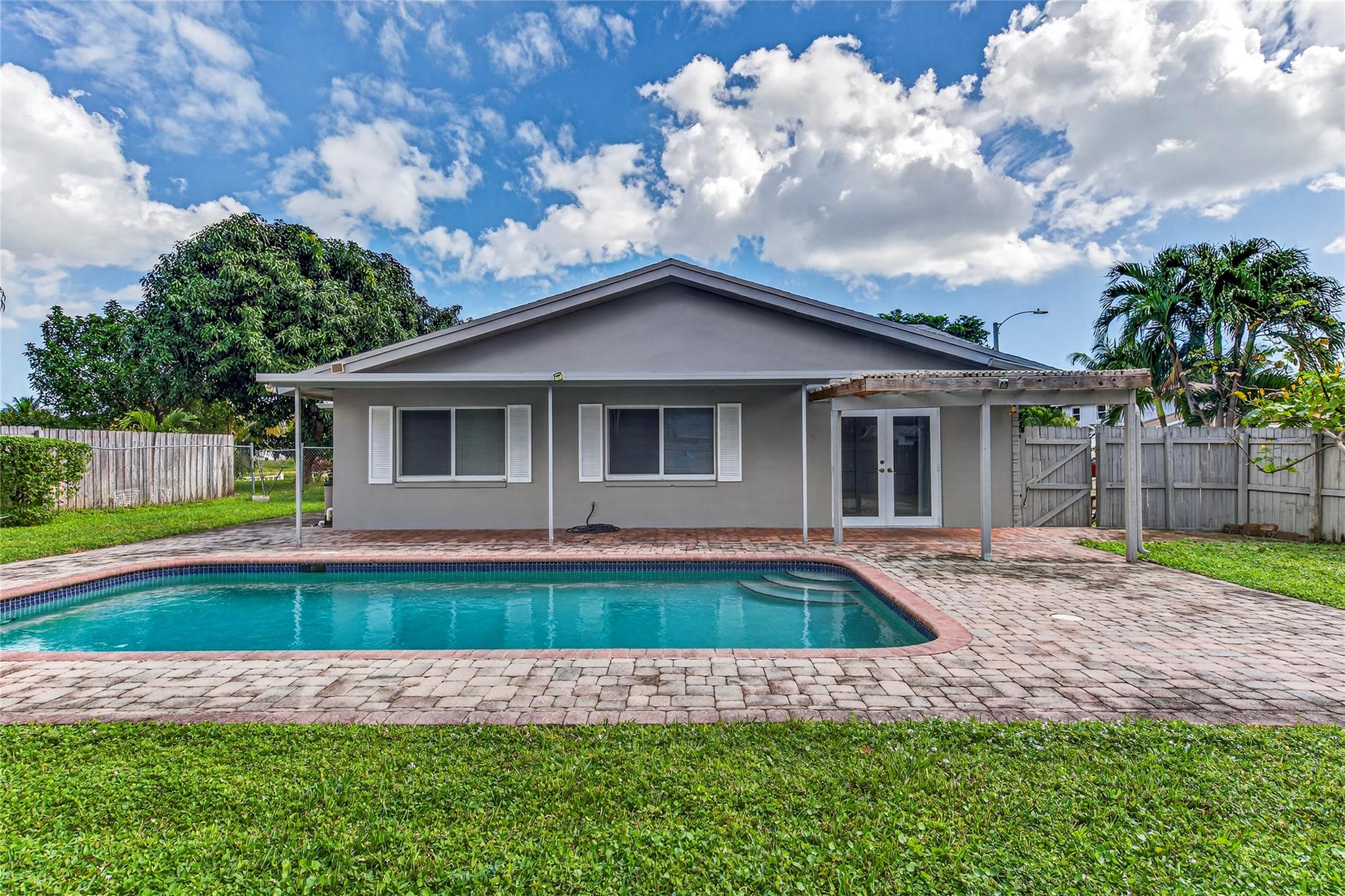 Palm-Aire Village 2 Sec A - Residential