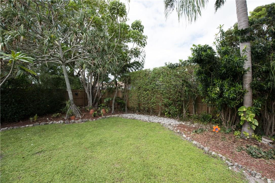 New Orleans Villas 81-21 - Residential