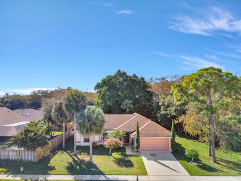 A home in Lake Worth