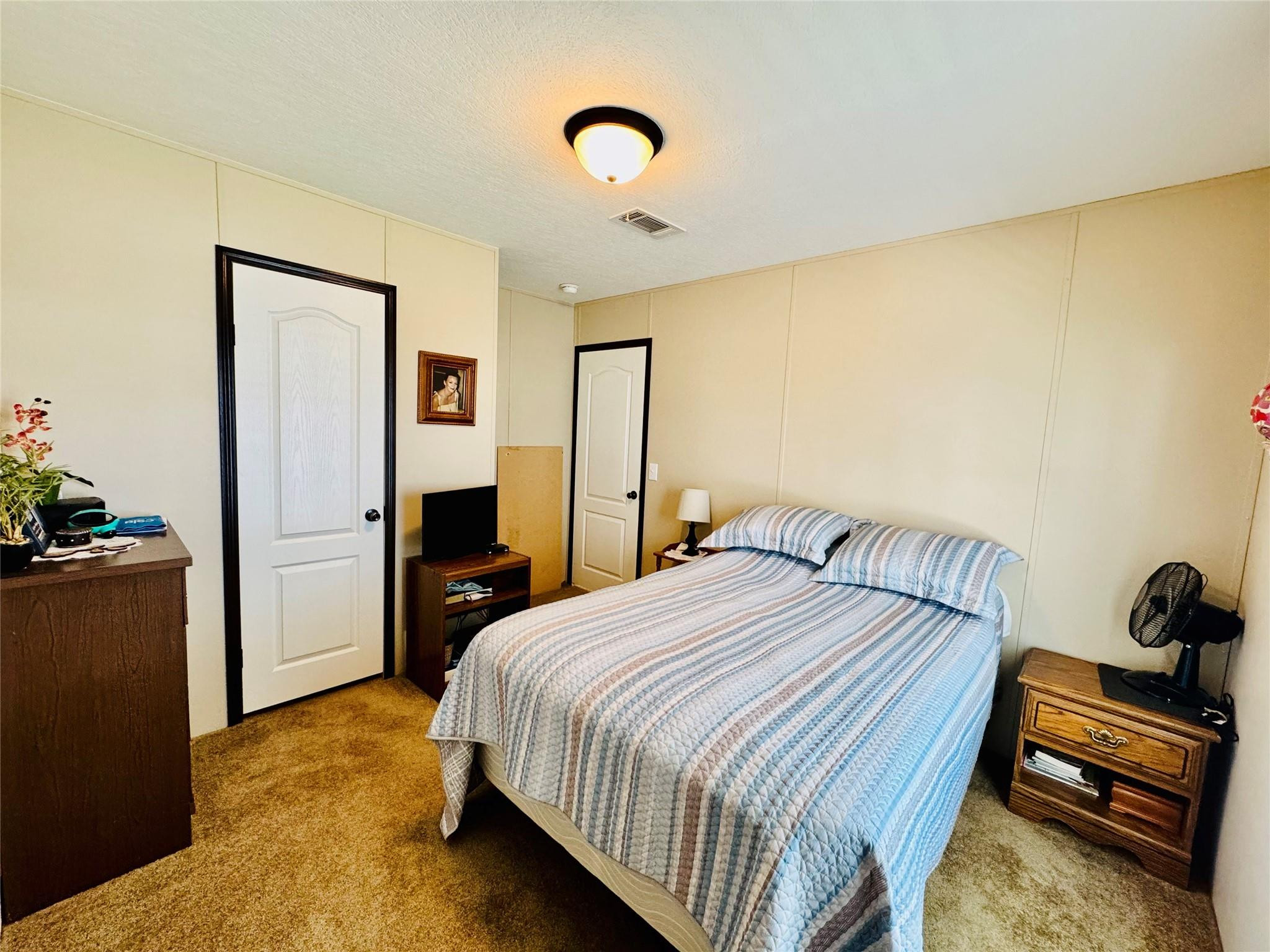 PALM VILLAGE RANCH - Residential