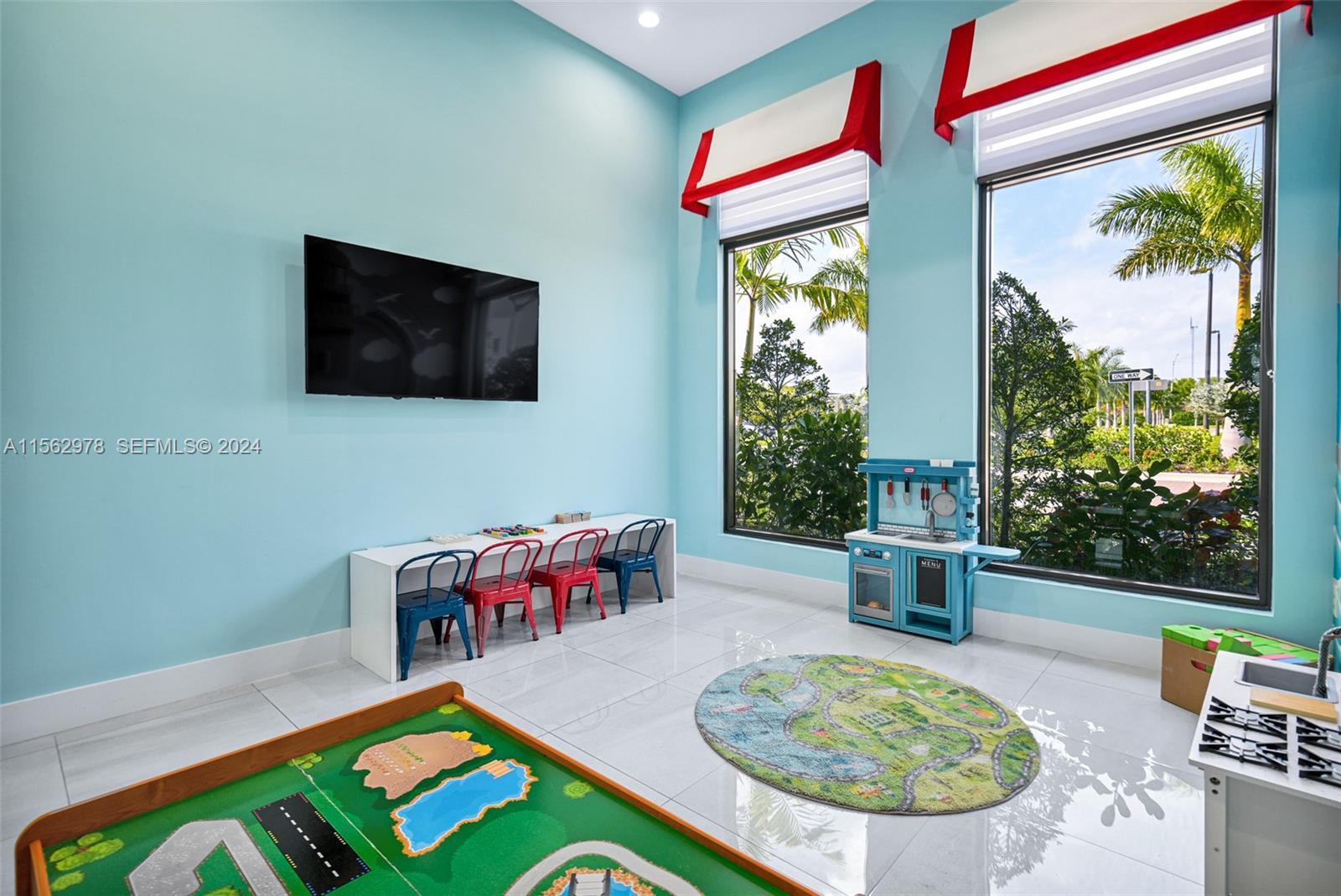 VIA VENTURA NEIGHBORHOOD 1 - Residential