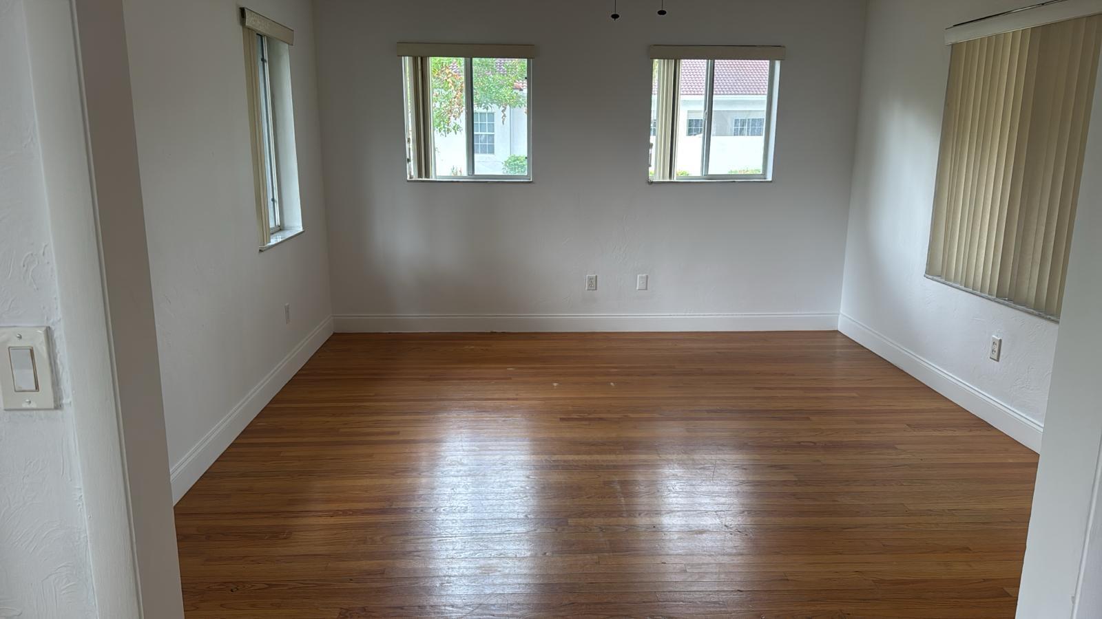 TOWN OF DEERFIELD - Residential Lease