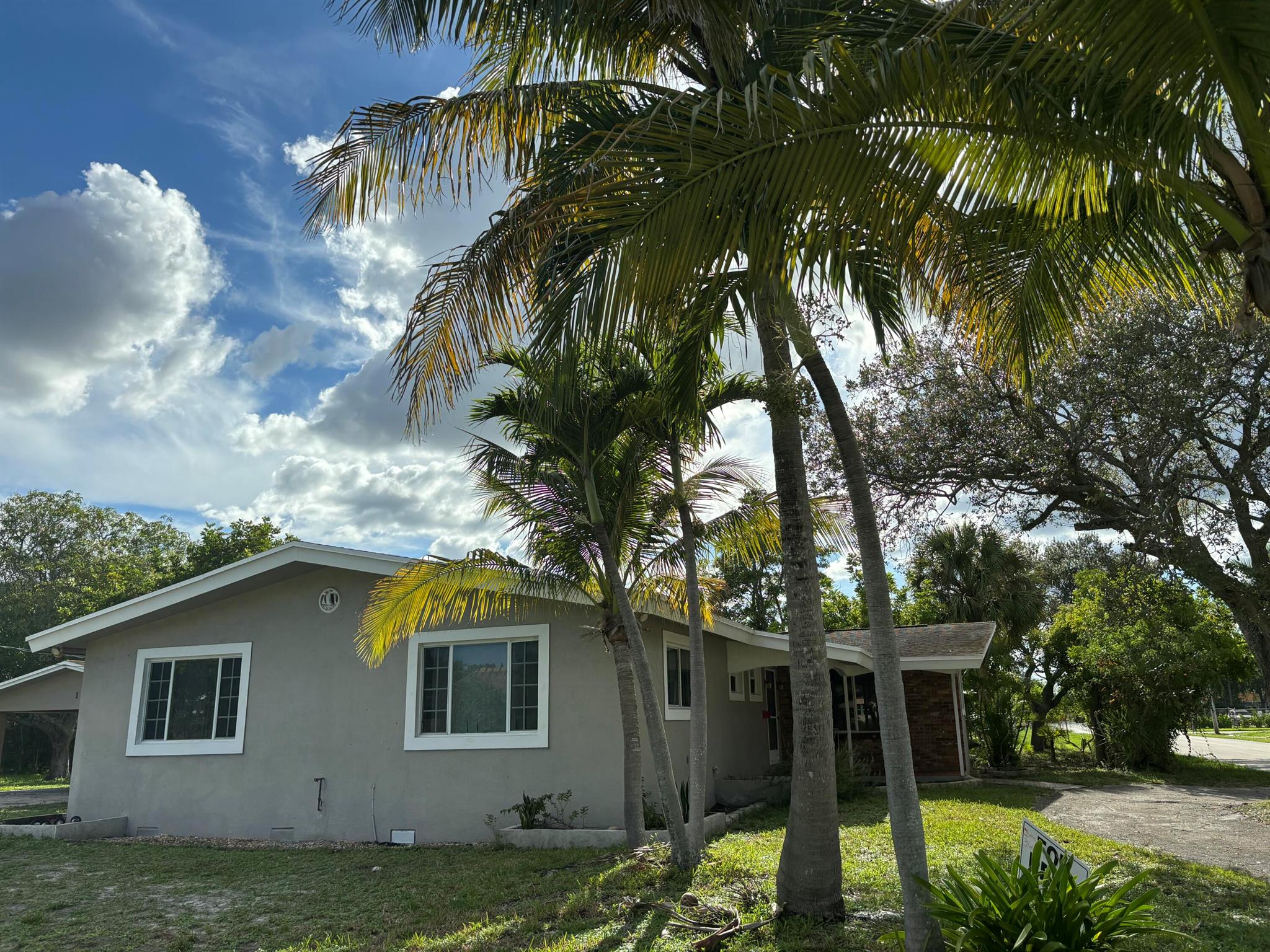 TOWN OF DEERFIELD - Residential Lease