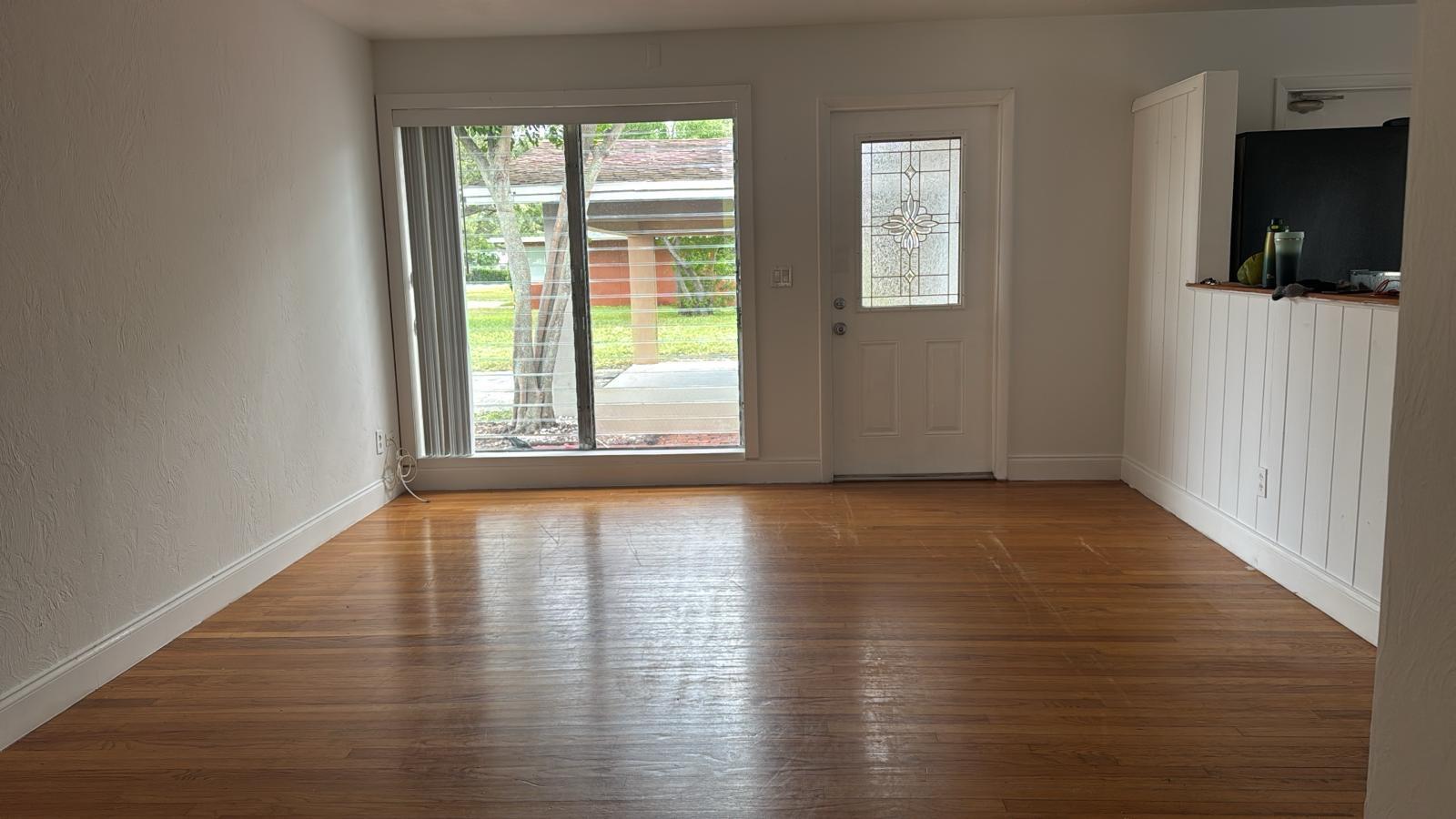 TOWN OF DEERFIELD - Residential Lease