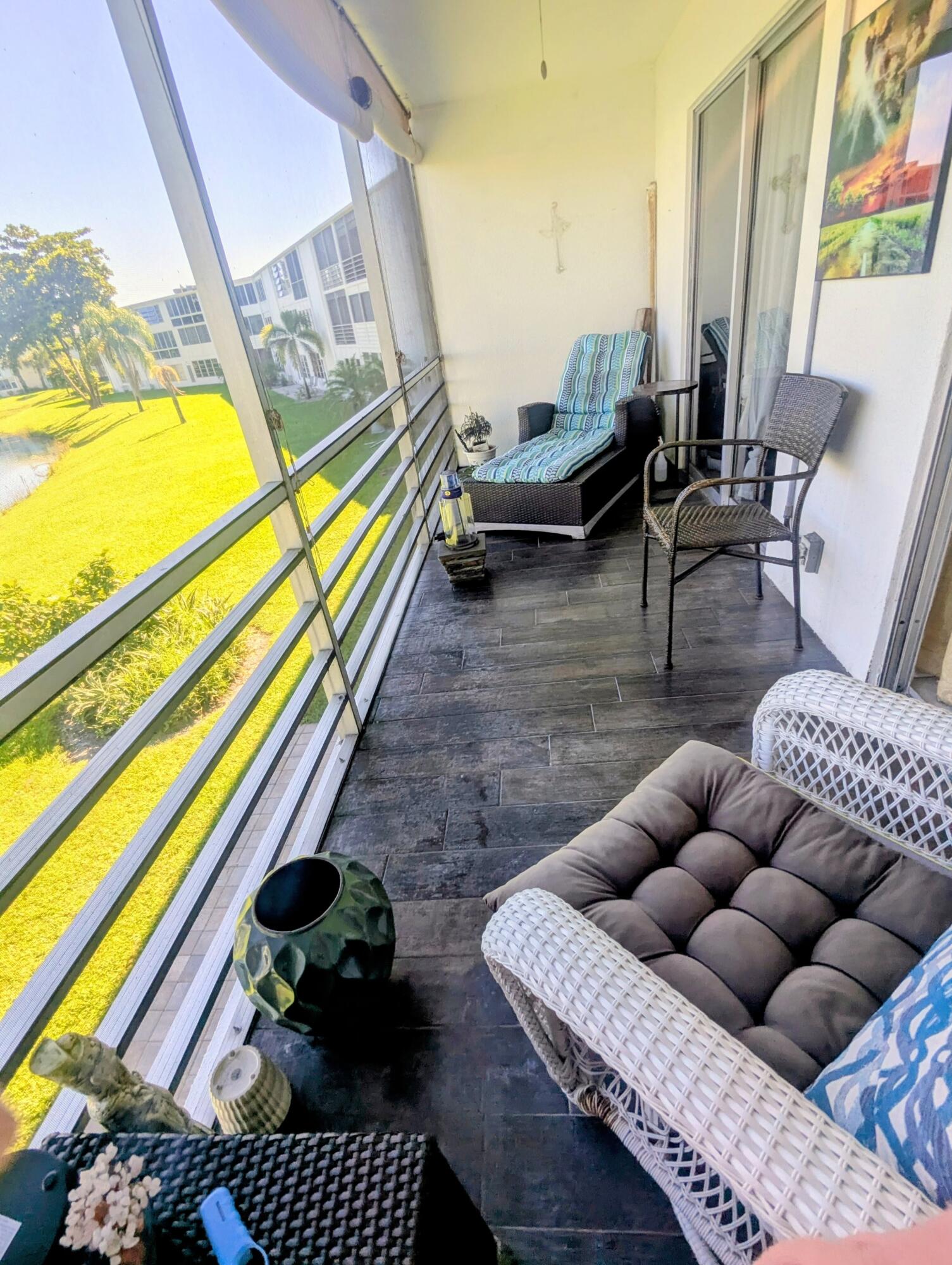 WELLINGTON CONDOS - Residential