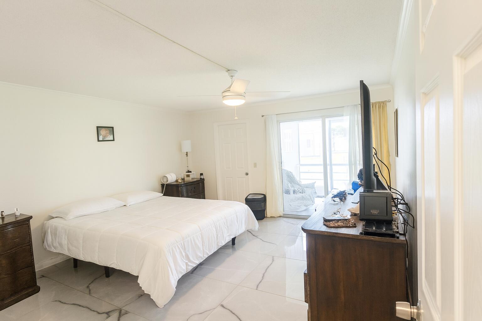 WELLINGTON CONDOS - Residential